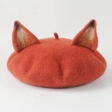 Charger l&#39;image dans la galerie, New Retro Women&#39;s Cute Fox Ear Beret Caps Wool Blend Casual Warm Painter Hat Handmade Nick Cat Ear Beret Hat Hot Gift
